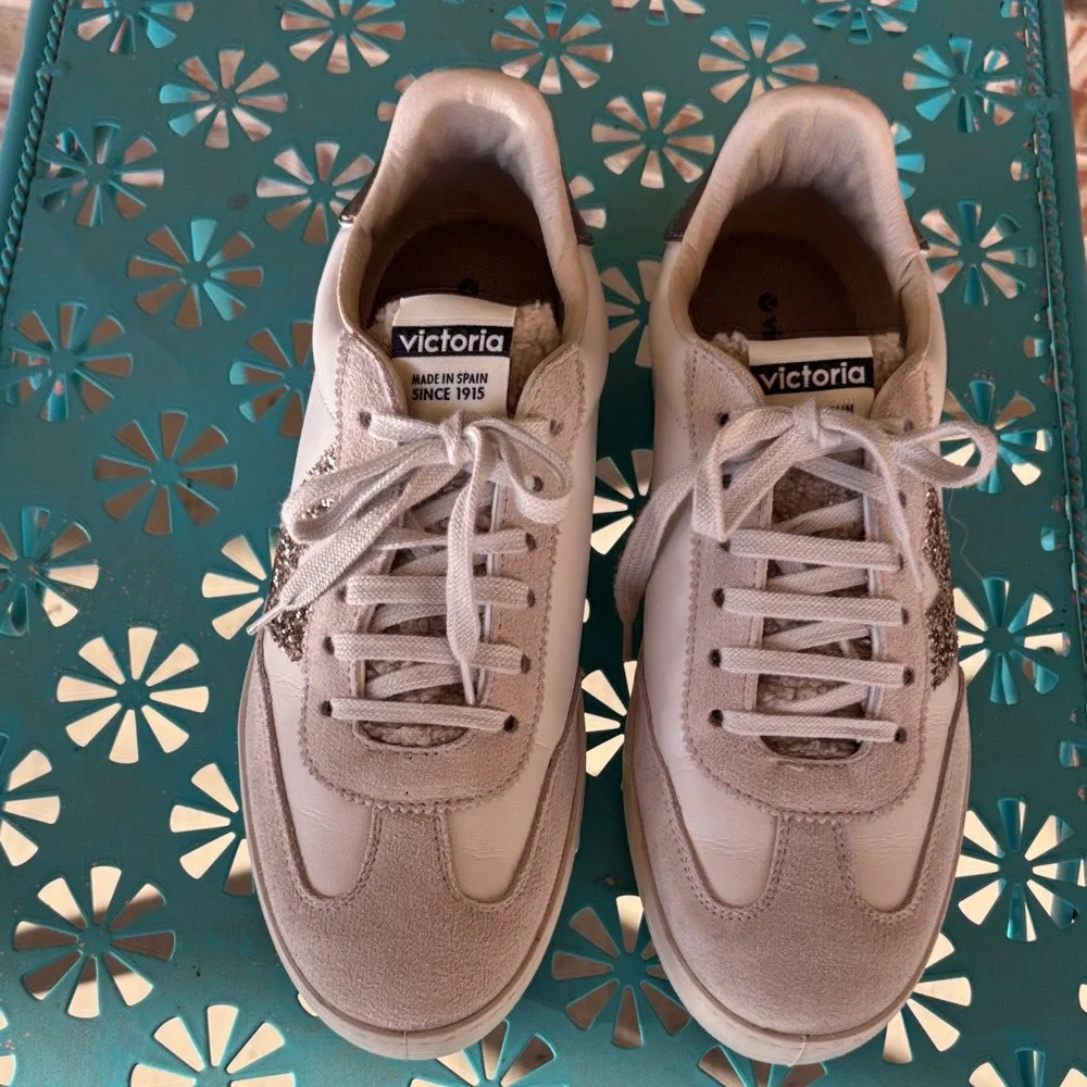 Victoria Berlin Ciclista Effecto - Hielo Beige Faux Leather Glitter Sneakers